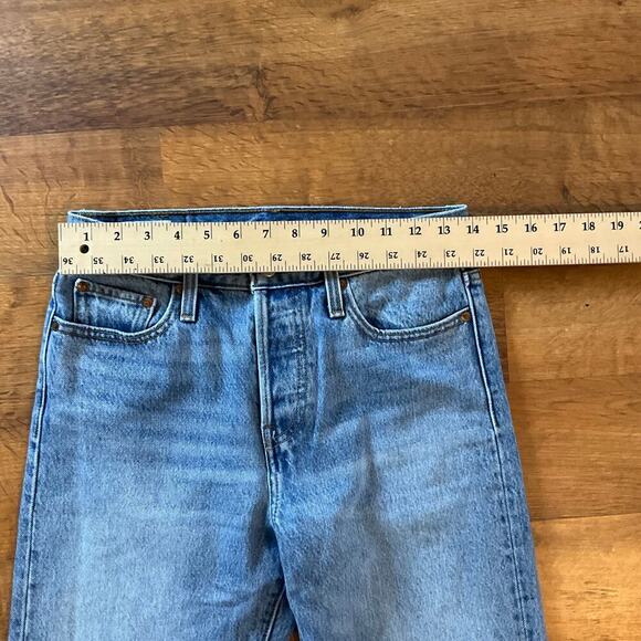 Women's Levis Wedgie Size 26 Raw Hem Blue High Rise Jeans - Picture 7 of 8